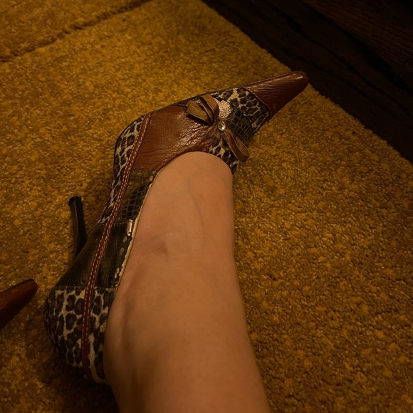 Vintage multi printed cheetah leather heels - Picture 9 of 9
